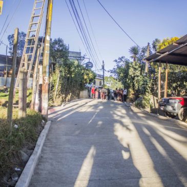 Finaliza proyecto de pavimento en sector 5, aldea Sajcavilla