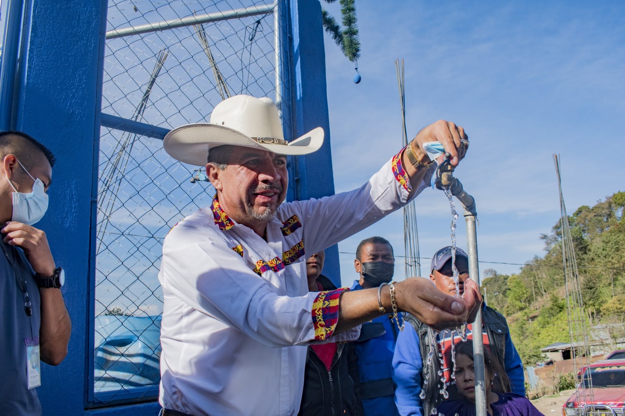 Inauguración de sistema de agua potable en Caserío Los Pajoques, Aldea Loma Alta