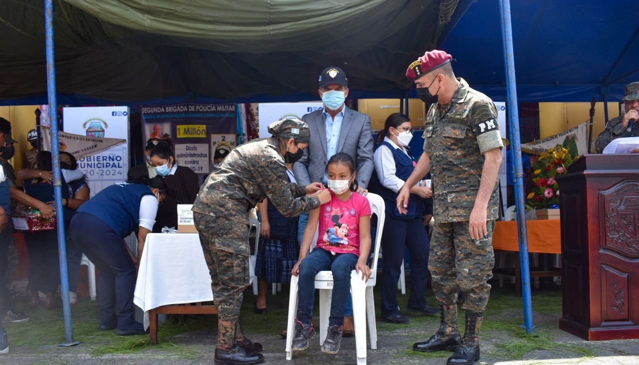 Celebración vacuna 1 millón contra COVID-19